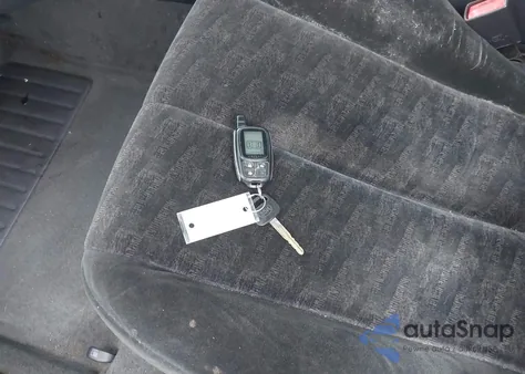 2002 Toyota Camry Solara Se из США, поврежденный, VIN 2T1CE22P82C005007